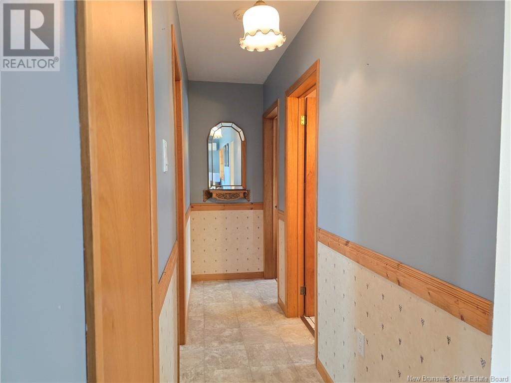 225 Roche, Bathurst, New Brunswick  E2A 3E7 - Photo 25 - NB121025