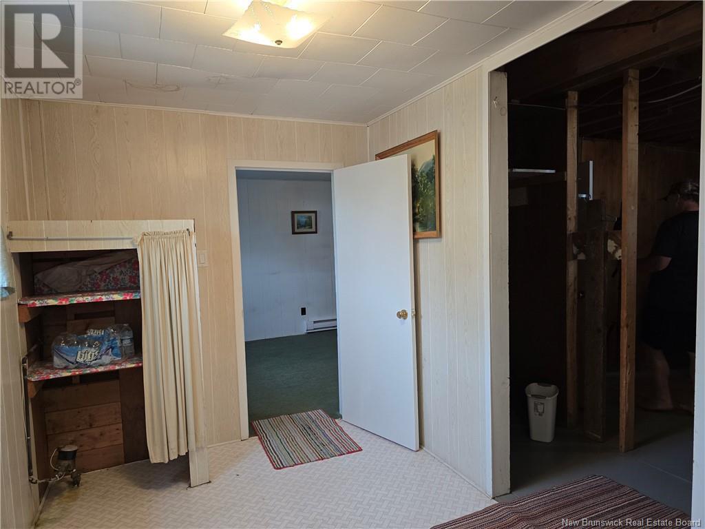 225 Roche, Bathurst, New Brunswick  E2A 3E7 - Photo 29 - NB121025
