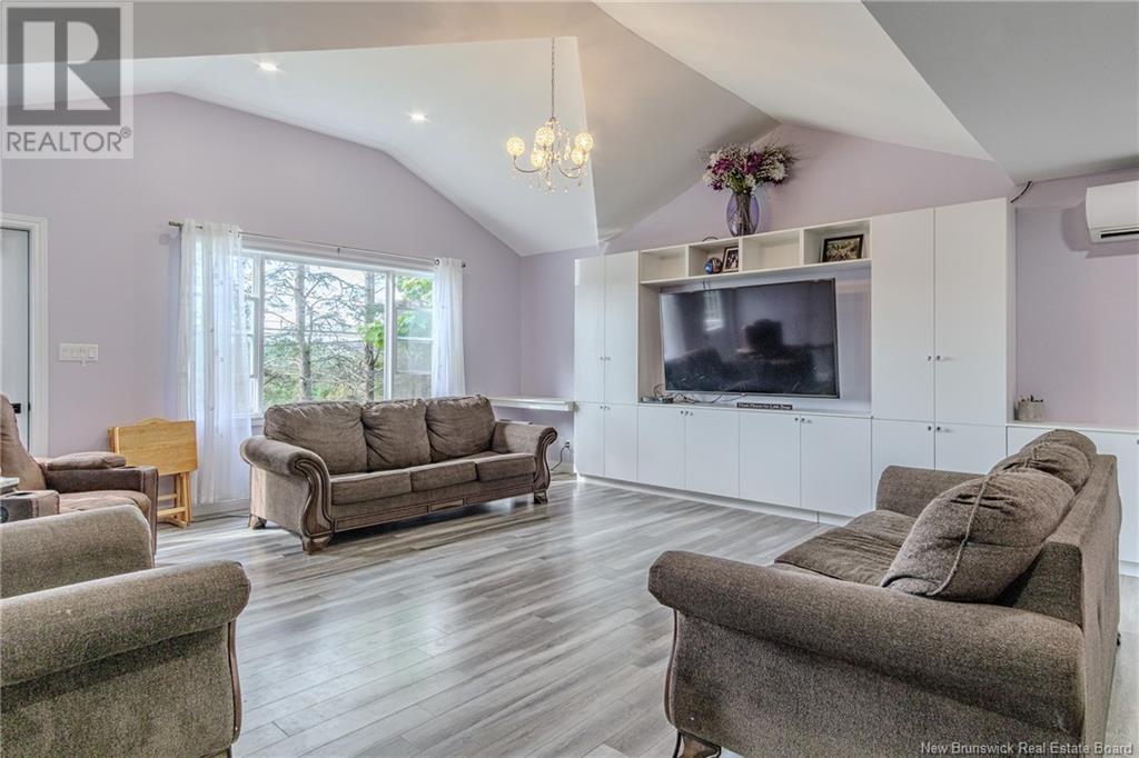 2695 Loch Lomond Road, Saint John, New Brunswick  E2N 1A8 - Photo 10 - NB121122
