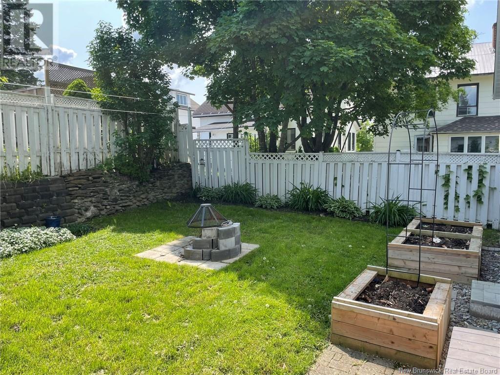 32-34 Bernier, Edmundston, New Brunswick  E3V 1Y5 - Photo 37 - NB121185