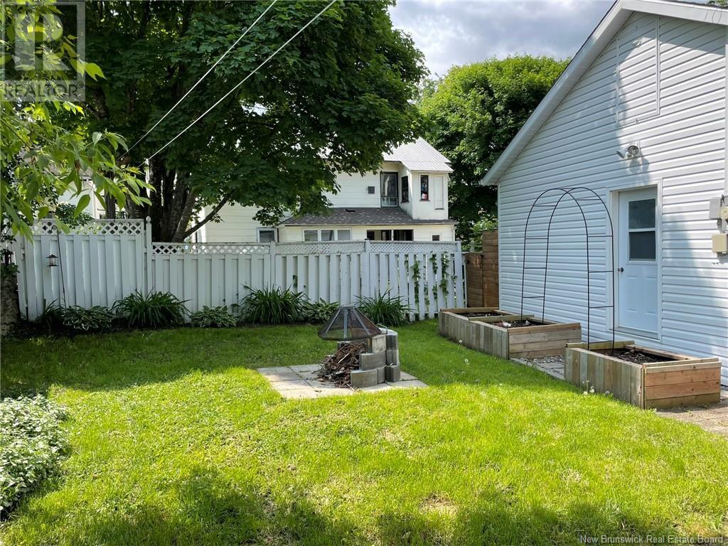 32-34 Bernier, Edmundston, New Brunswick  E3V 1Y5 - Photo 38 - NB121185