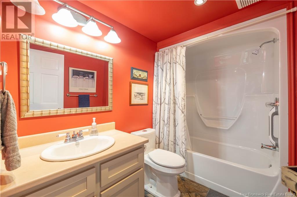 28 Quispamsis Road, Quispamsis, New Brunswick  E2E 1M4 - Photo 14 - NB119754
