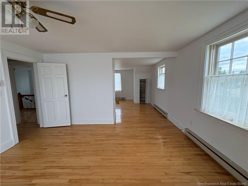 37 St Pierre Boulevard, Caraquet, New Brunswick  E1W 1B6 - Photo 22 - NB121161