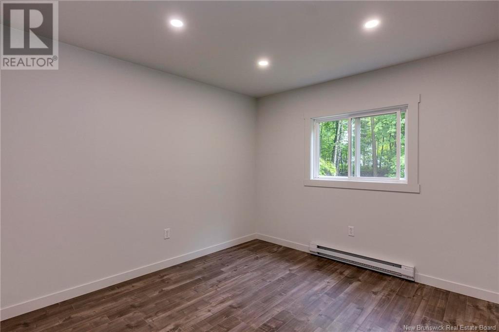 64 Iona Avenue, Rothesay, New Brunswick  E2E 3J7 - Photo 13 - NB121187