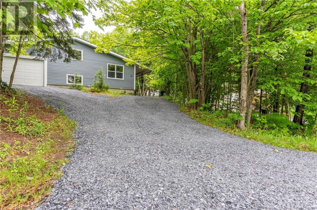 64 Iona Avenue, Rothesay, New Brunswick  E2E 3J7 - Photo 2 - NB121187
