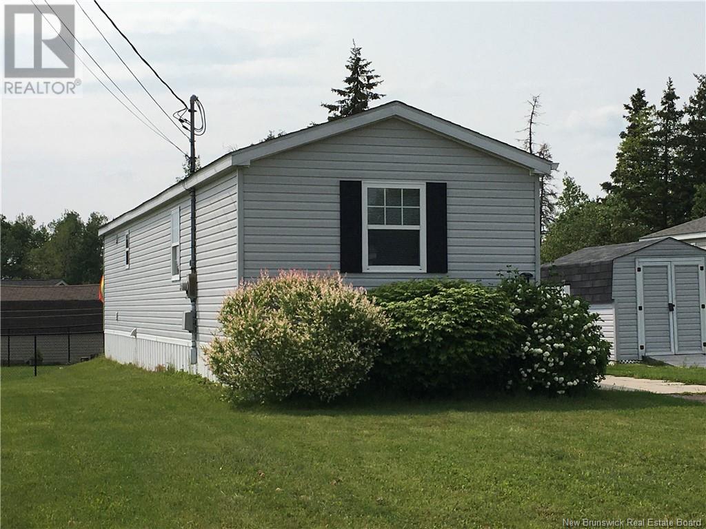 61 St-Jean Drive, Dieppe, New Brunswick  E1A 7N1 - Photo 3 - NB120877