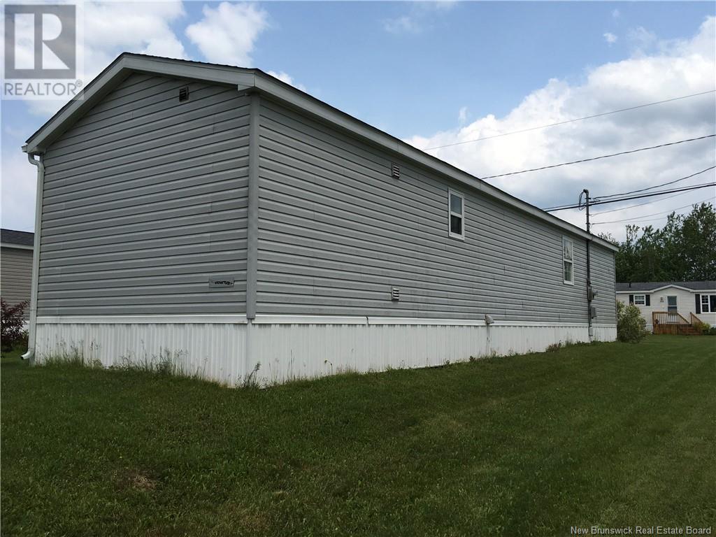 61 St-Jean Drive, Dieppe, New Brunswick  E1A 7N1 - Photo 30 - NB120877