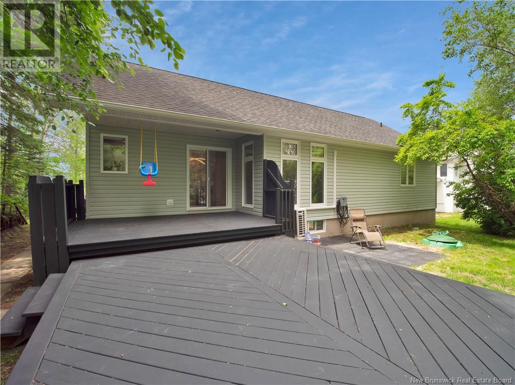 99 Thomas, Dieppe, New Brunswick  E1A 5W2 - Photo 32 - NB120989