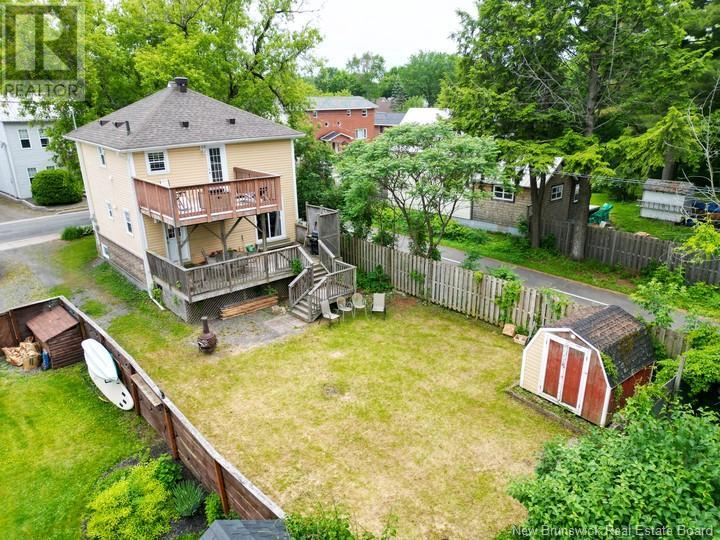 167 Neill Street, Fredericton, New Brunswick  E3A 2Z7 - Photo 2 - NB120633