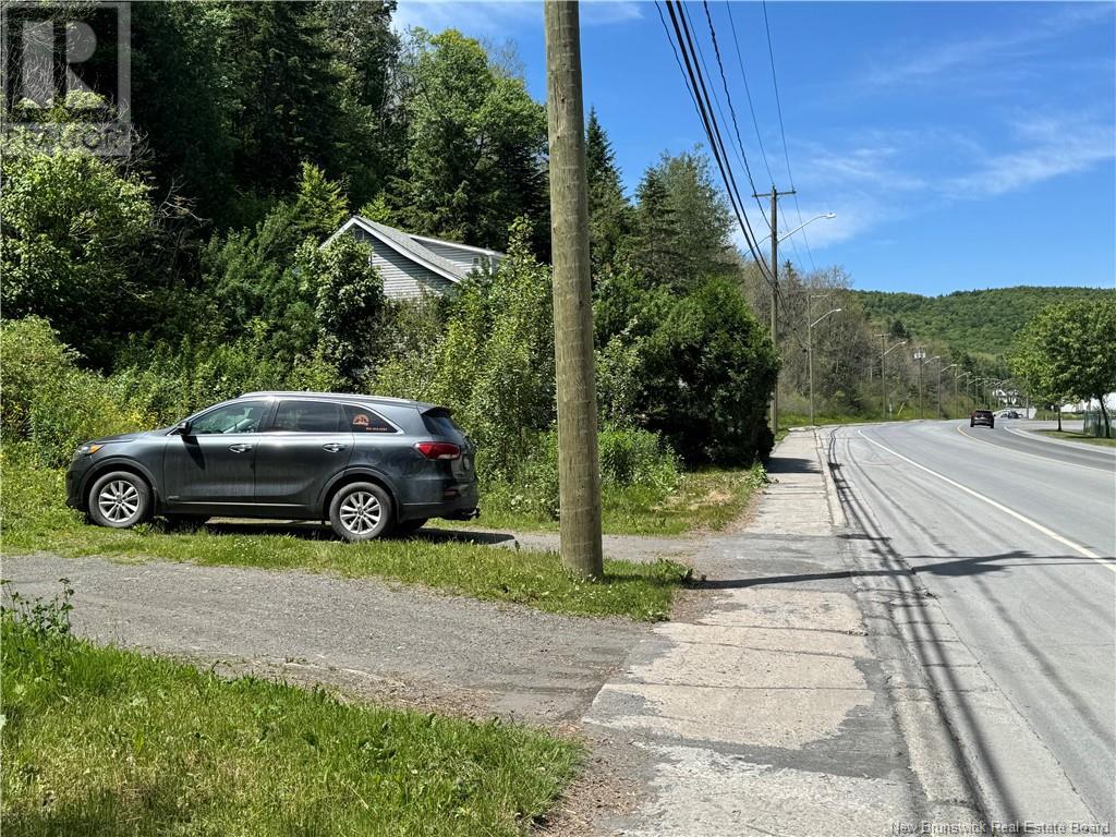 330 Canada Road, Edmundston, New Brunswick  E3V 1W1 - Photo 7 - NB121229