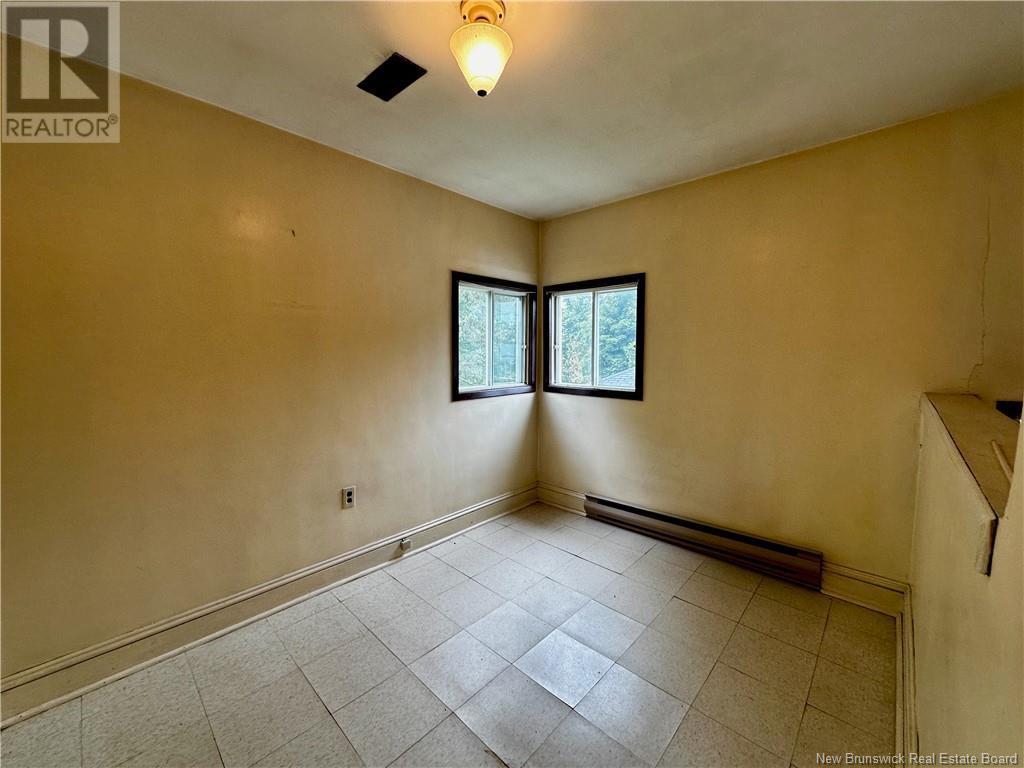126 Floral Avenue, Sussex, New Brunswick  E4E 1L7 - Photo 21 - NB121149