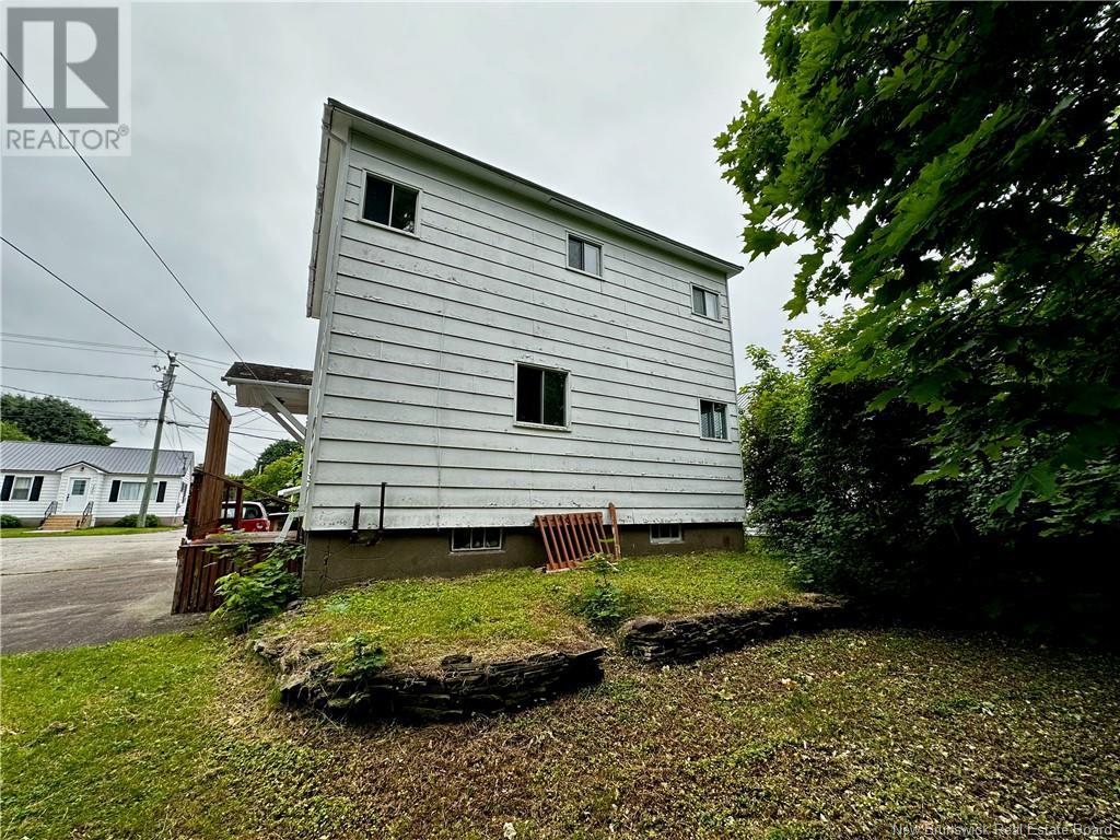 126 Floral Avenue, Sussex, New Brunswick  E4E 1L7 - Photo 6 - NB121149