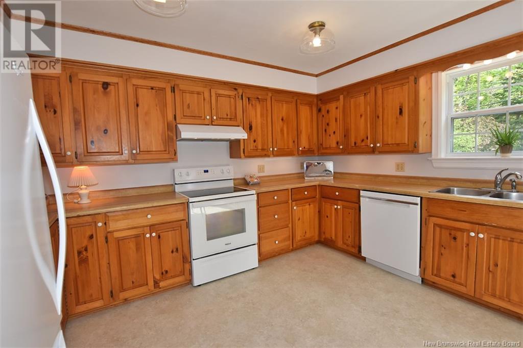 81 Birmingham Court, Fredericton, New Brunswick  E3B 6H2 - Photo 22 - NB121148