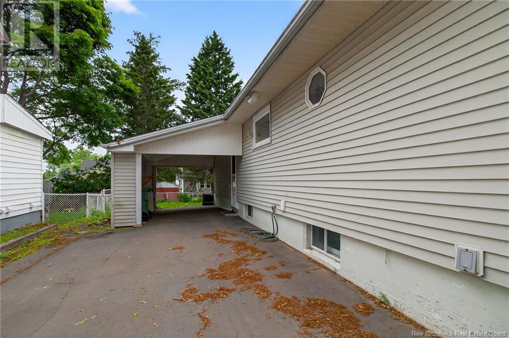 106 Rockland Drive, Moncton, New Brunswick  E1A 3T5 - Photo 35 - NB121242