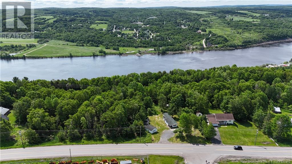 403 Route 105 Route, Keswick Ridge, New Brunswick  E6L 1A8 - Photo 4 - NB121237