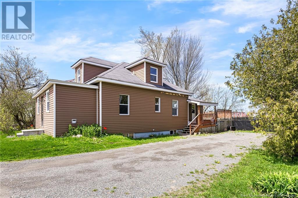49 Killam Drive, Moncton, New Brunswick  E1G 3R5 - Photo 3 - NB120269