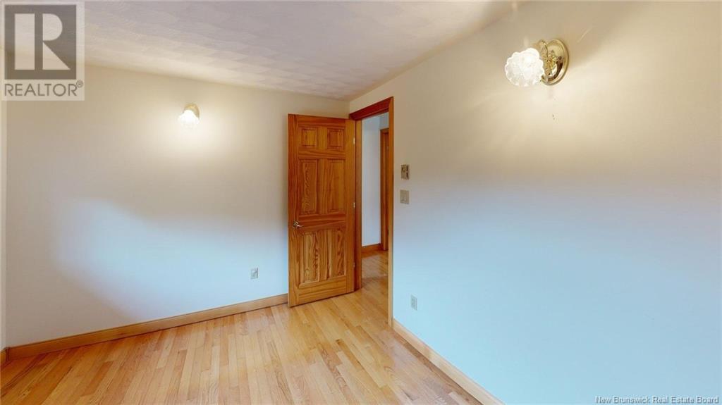1111 Manawagonish Road, Saint John, New Brunswick  E2M 3X5 - Photo 36 - NB121002