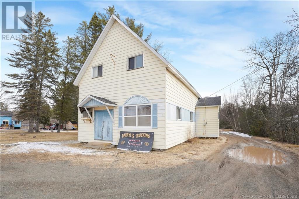 764 Pleasant Drive, Minto, New Brunswick
