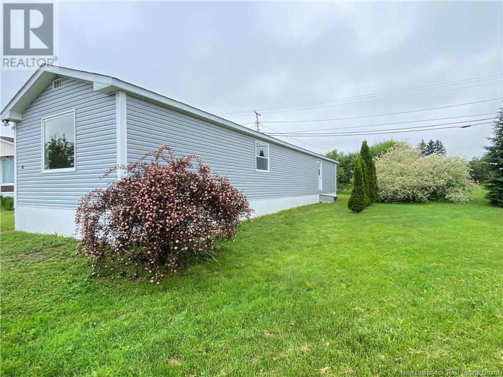 10 Hedgeview Drive, Hanwell, New Brunswick  E3B 6S1 - Photo 3 - NB121038