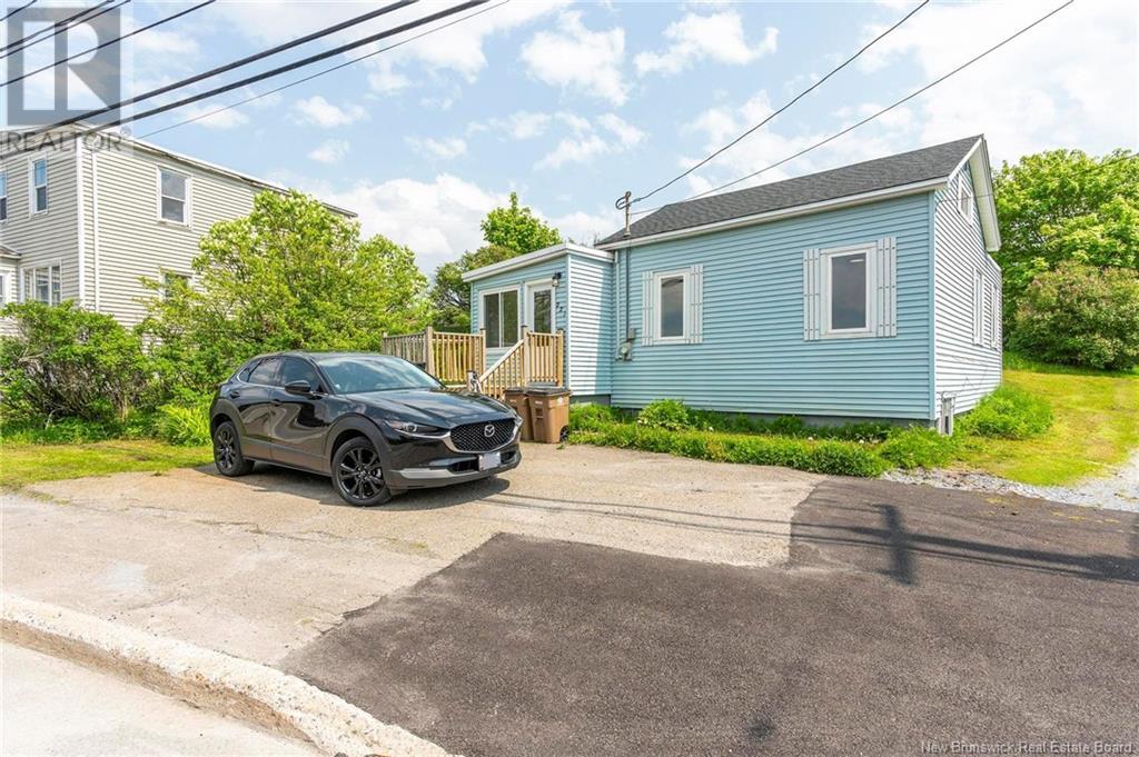 221 Westmorland Road, Saint John, New Brunswick  E2J 2G1 - Photo 2 - NB121110