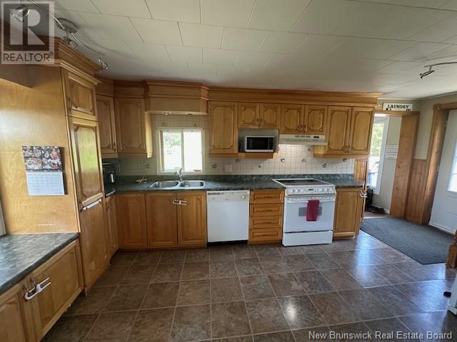 2866 Des Pionniers Avenue, Balmoral, New Brunswick  E8E 1G6 - Photo 5 - NB121176