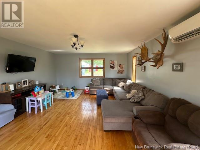 2866 Des Pionniers Avenue, Balmoral, New Brunswick  E8E 1G6 - Photo 8 - NB121176