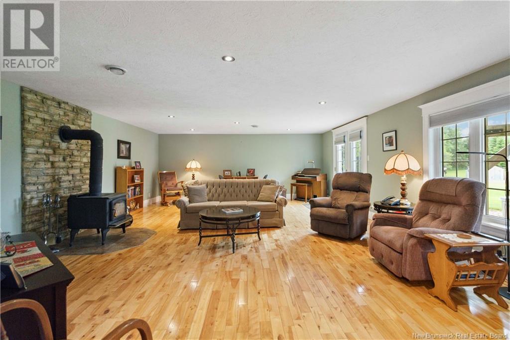 3 Bungay Road, Lutes Mountain, New Brunswick  E1G 4W5 - Photo 31 - NB121301