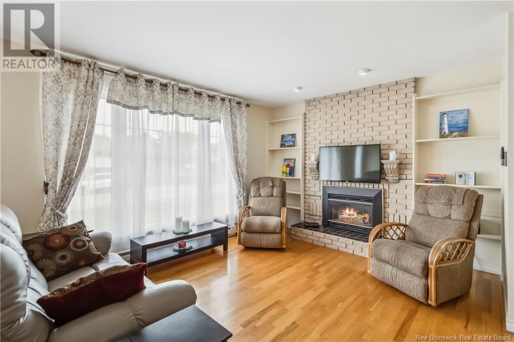 45 Bolton Street, Moncton, New Brunswick  E1E 2H5 - Photo 4 - NB121270