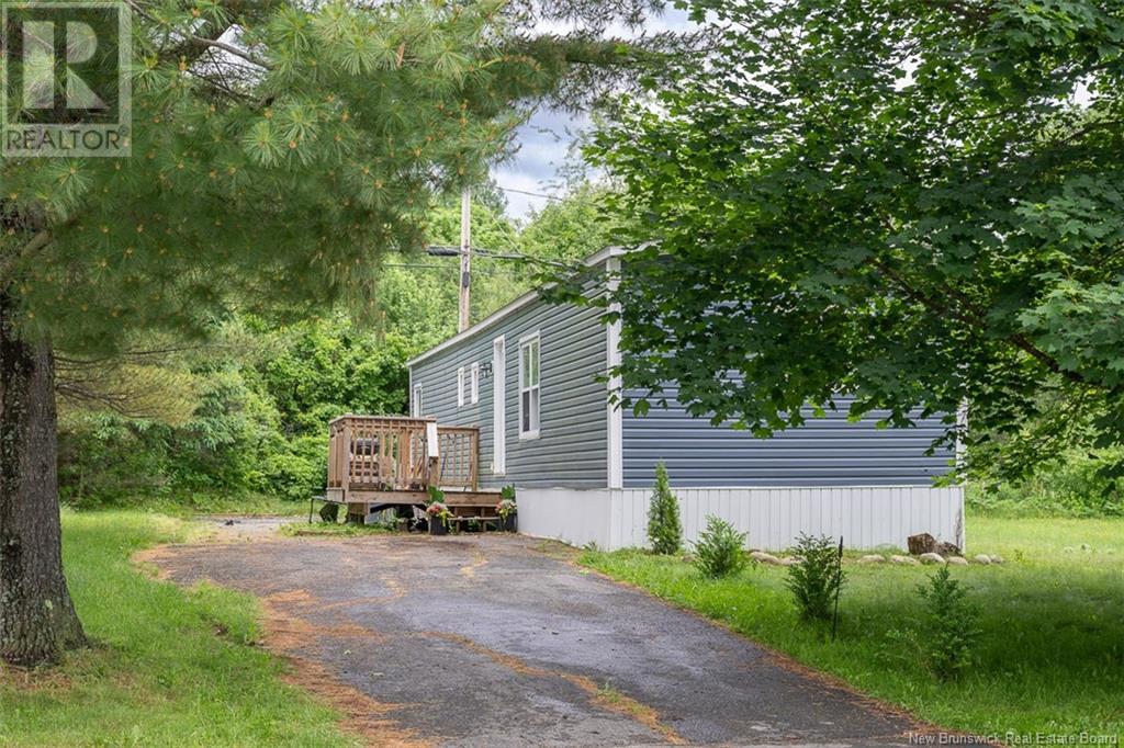 14 Tamarack Drive, Lincoln, New Brunswick