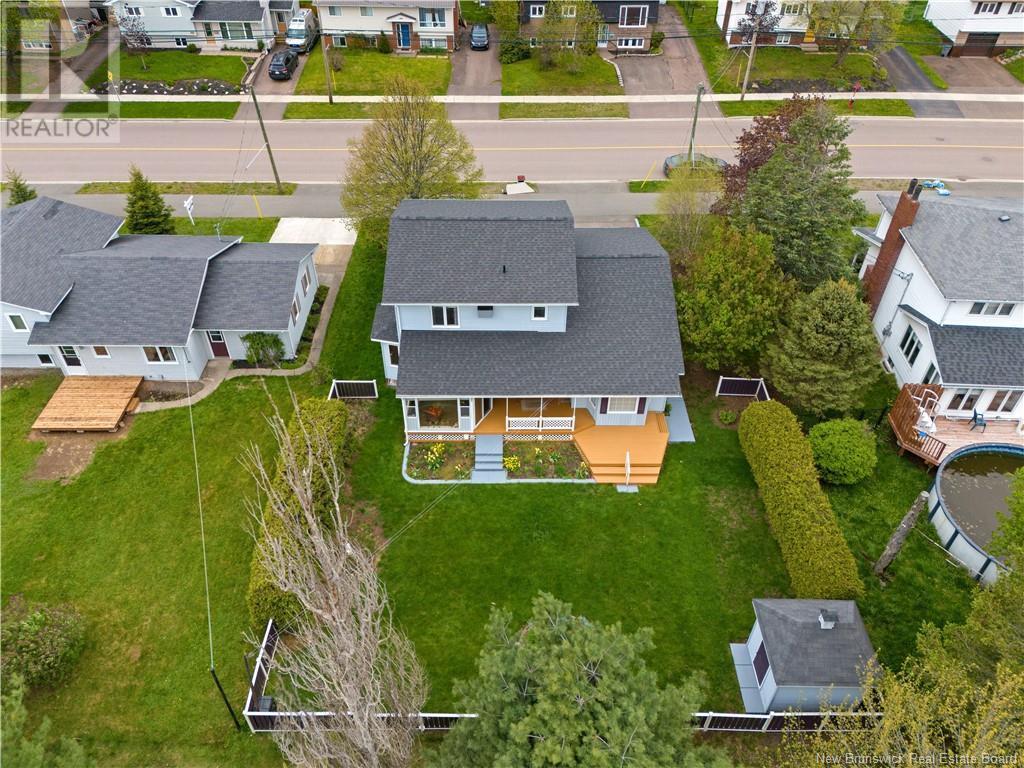 294 Hennessey, Moncton, New Brunswick  E1A 6E5 - Photo 2 - NB121236