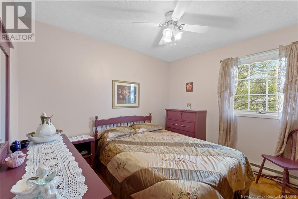 294 Hennessey, Moncton, New Brunswick  E1A 6E5 - Photo 28 - NB121236
