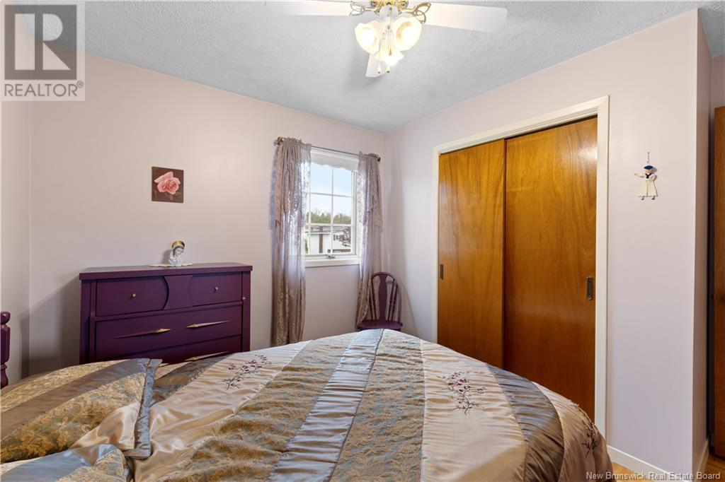 294 Hennessey, Moncton, New Brunswick  E1A 6E5 - Photo 29 - NB121236