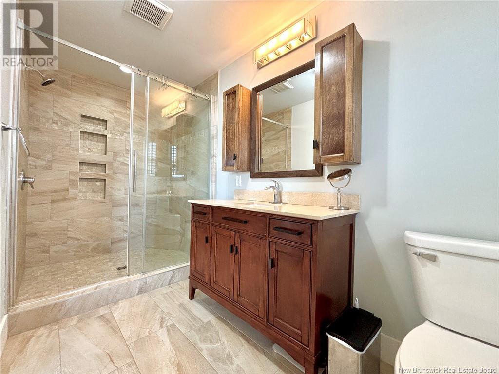 519 Bel Air, Beresford, New Brunswick  E8K 1X8 - Photo 28 - NB121318