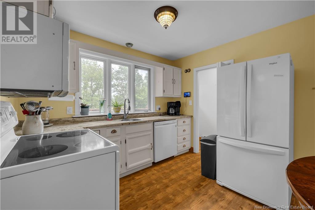 165 Ridgeway Street, Rothesay, New Brunswick  E2H 1J9 - Photo 9 - NB121172