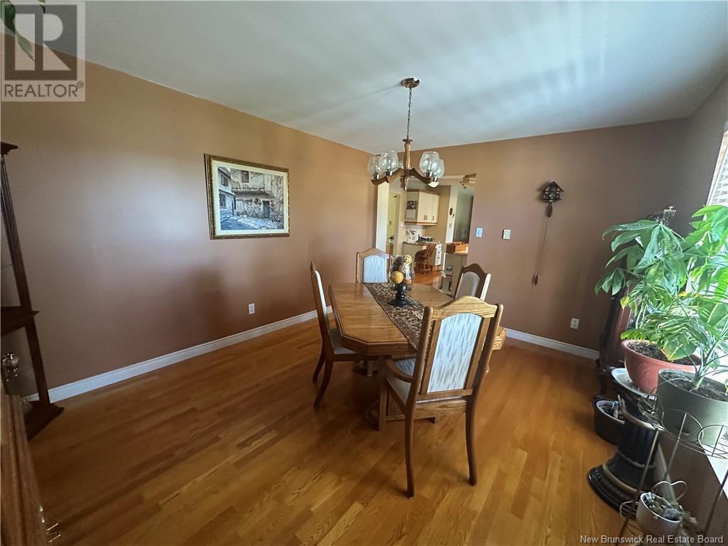 1280 Smith Street, Bathurst, New Brunswick  E2A 3V5 - Photo 5 - NB121326