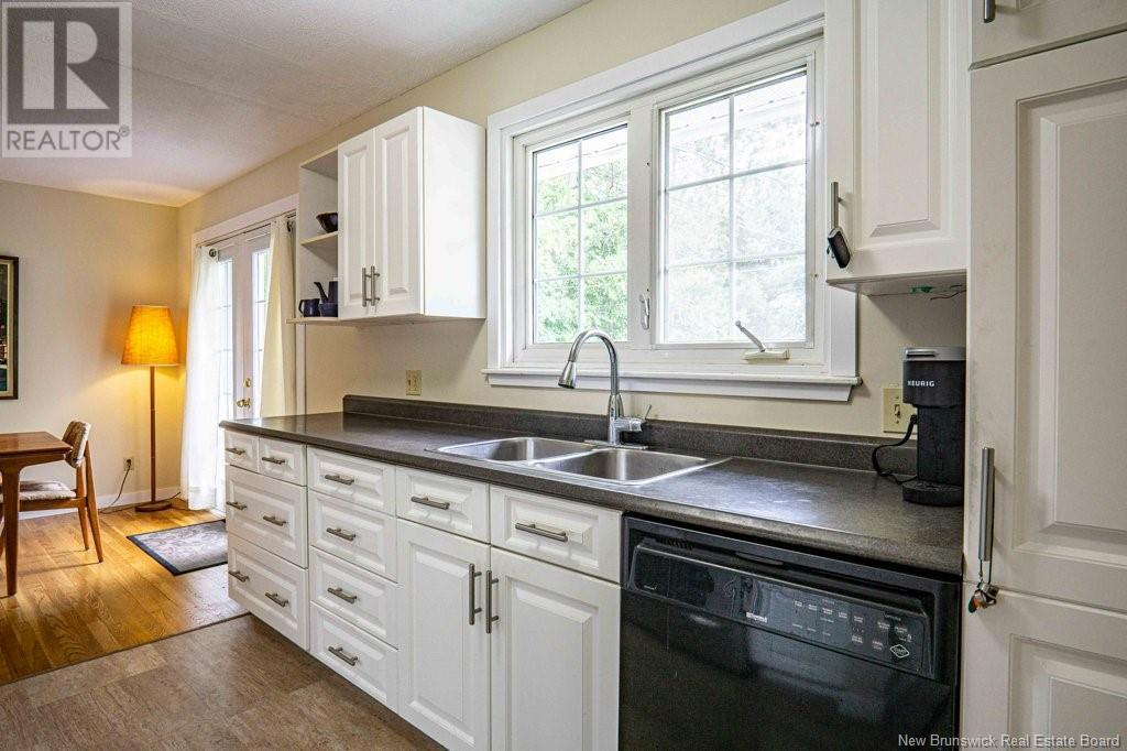 50 Walker Street, Fredericton, New Brunswick  E3A 3E3 - Photo 18 - NB121347