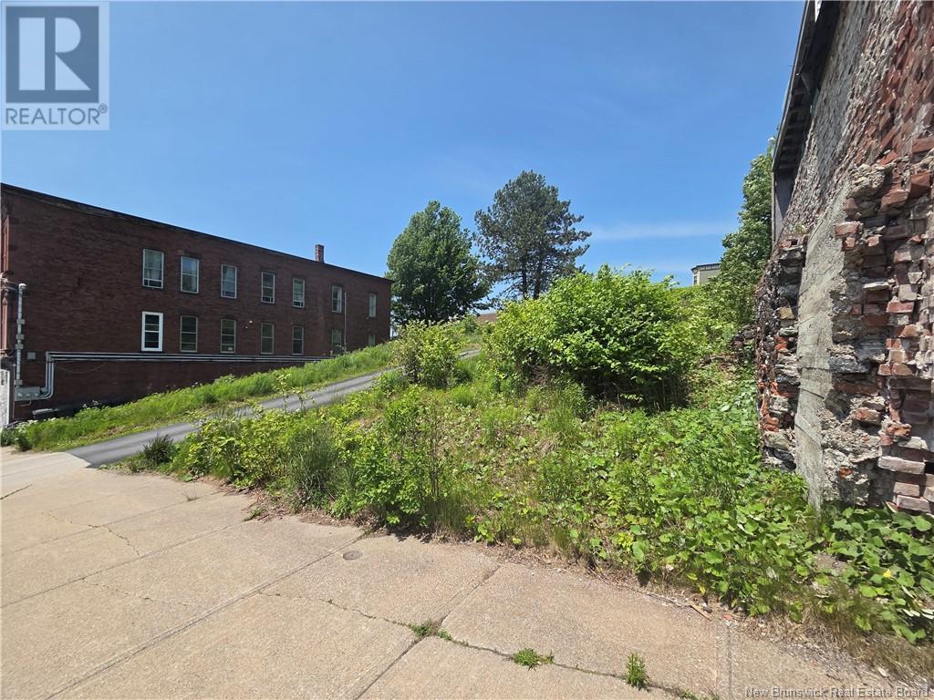 21,23,25 Main Street, Saint John, New Brunswick  E2K 1G9 - Photo 1 - NB121143