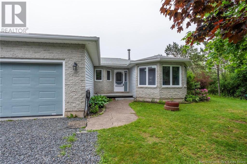 18 Trynor Street, St George, New Brunswick  E5C 3N9 - Photo 2 - NB121385