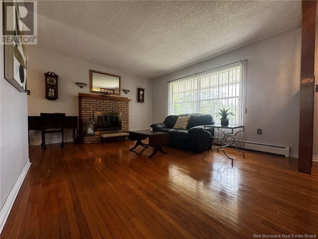 97 University Avenue, Miramichi, New Brunswick  E1N 2V6 - Photo 8 - NB121458