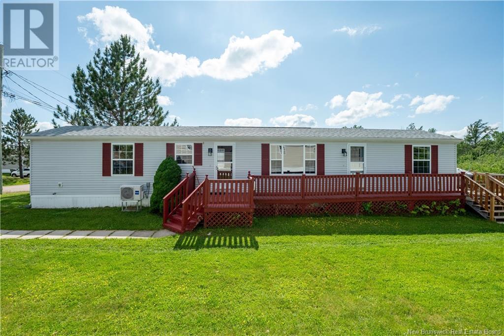 54 Ulysse, Dieppe, New Brunswick  E1A 7C1 - Photo 2 - NB121342