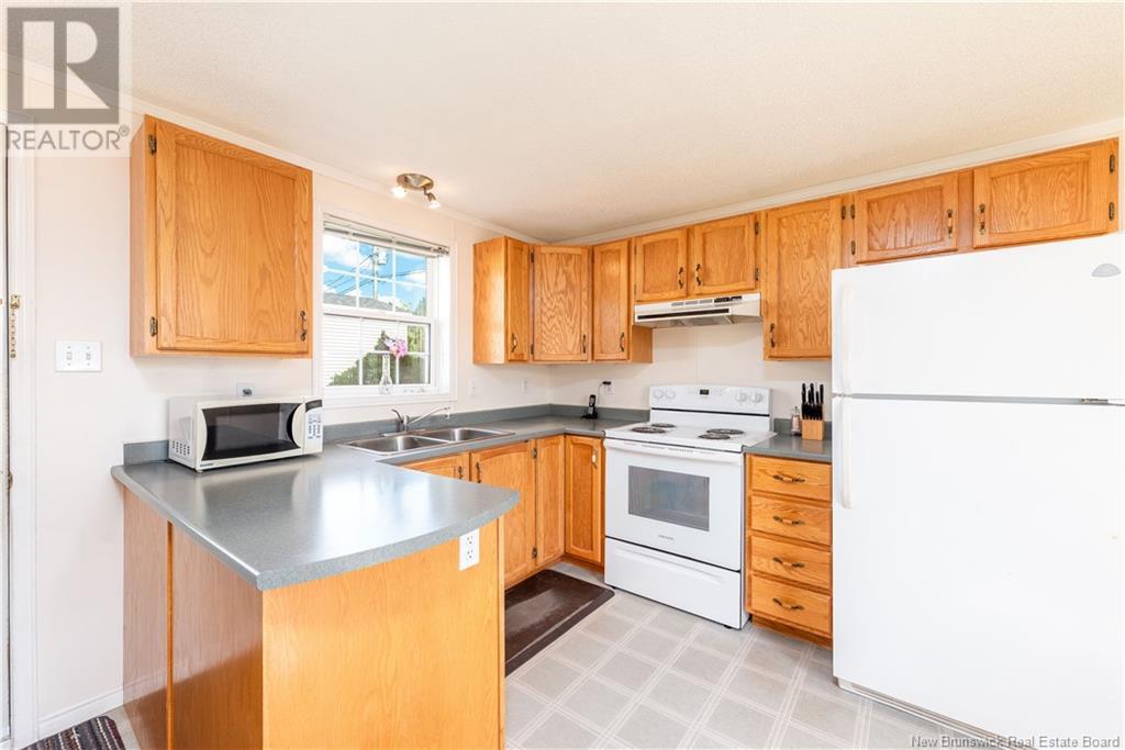 54 Ulysse, Dieppe, New Brunswick  E1A 7C1 - Photo 4 - NB121342