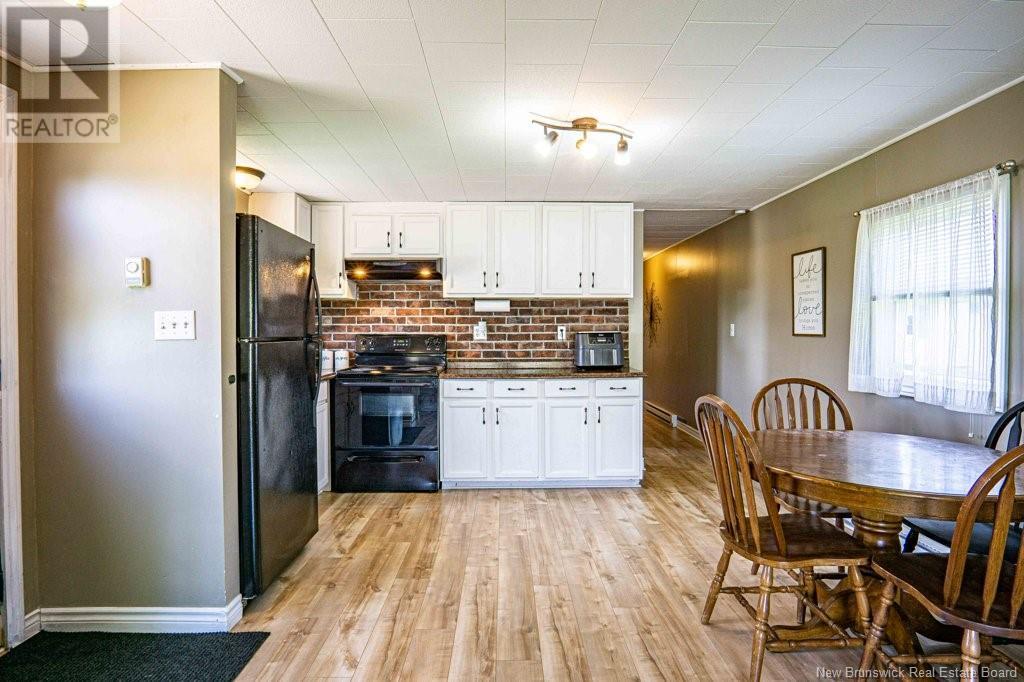 7 Northwood Street, Hanwell, New Brunswick  E3B 6R1 - Photo 3 - NB121477