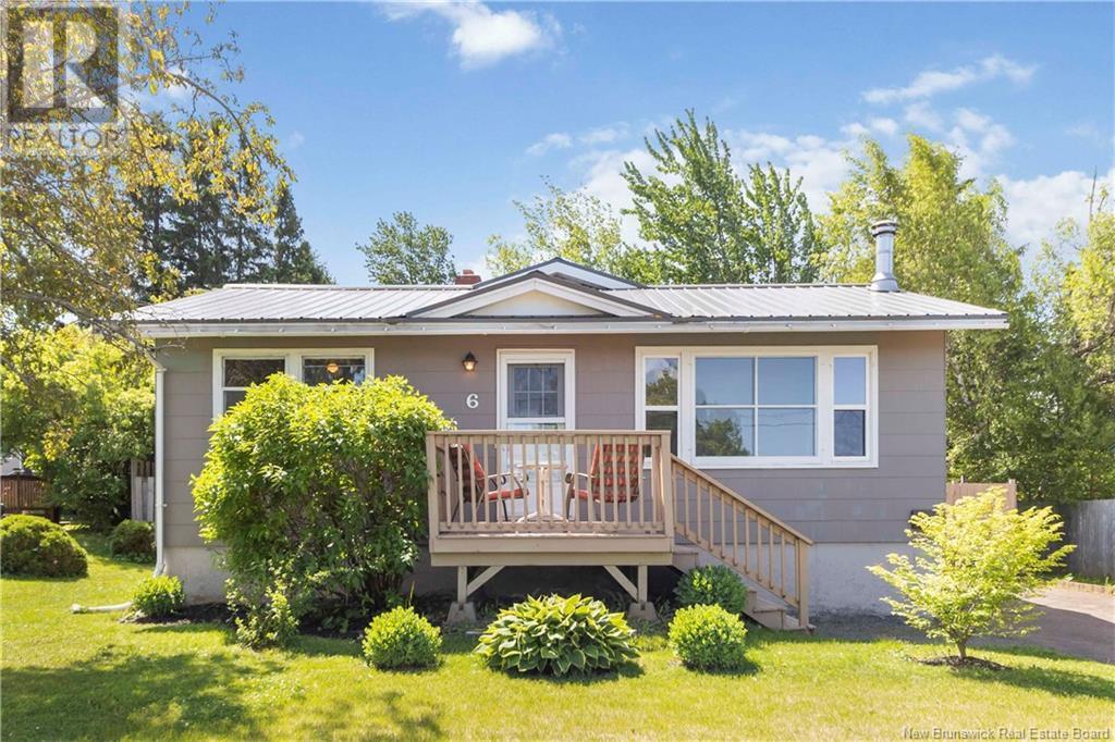 6 Windsor Street, Riverview, New Brunswick  E1B 2X6 - Photo 1 - NB121335