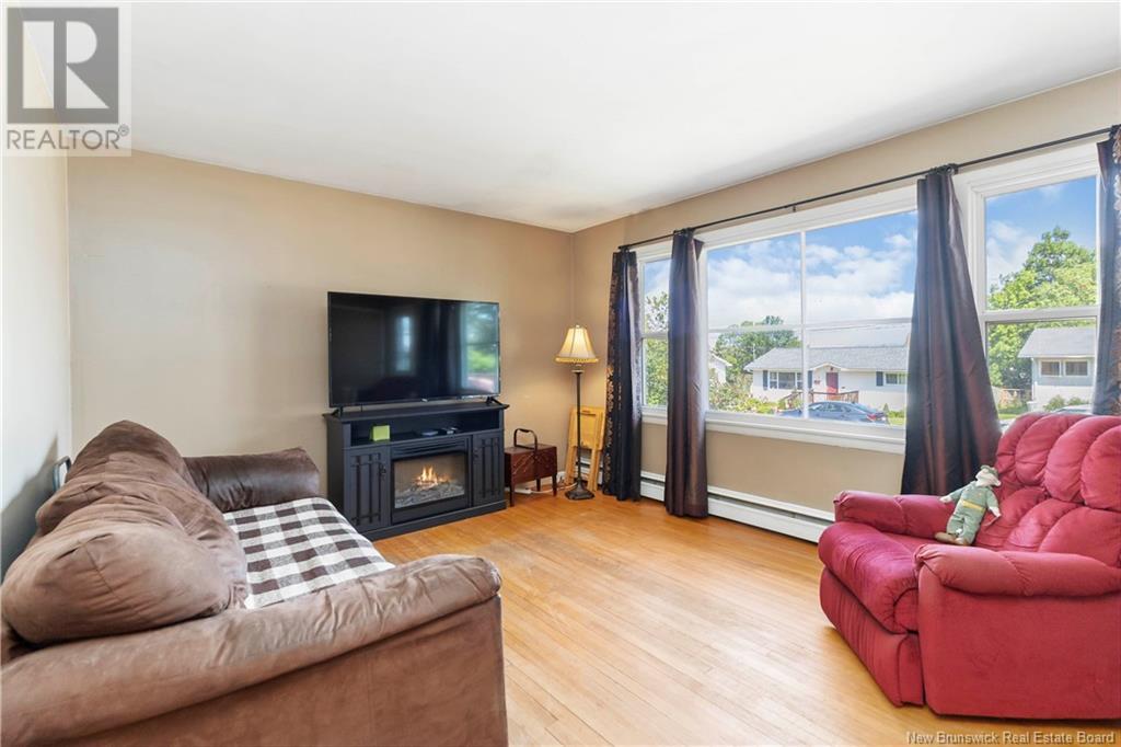 6 Windsor Street, Riverview, New Brunswick  E1B 2X6 - Photo 6 - NB121335