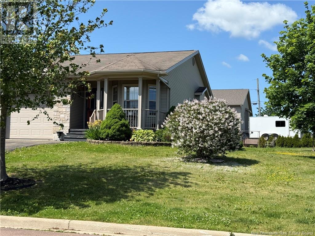 42 Newberry Street, Moncton, New Brunswick  E1G 5M6 - Photo 2 - NB121354