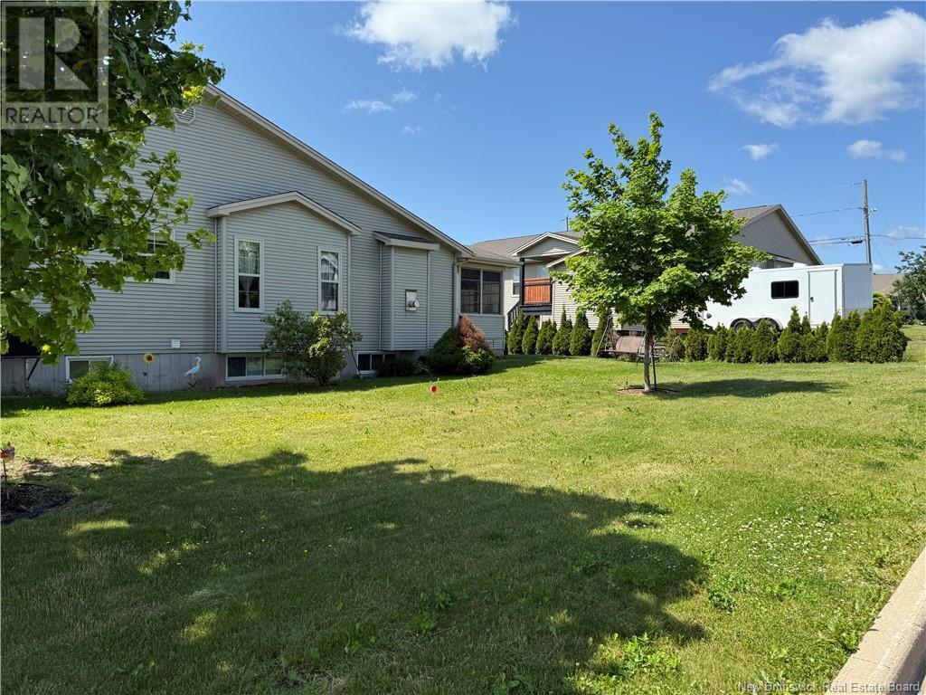 42 Newberry Street, Moncton, New Brunswick  E1G 5M6 - Photo 3 - NB121354