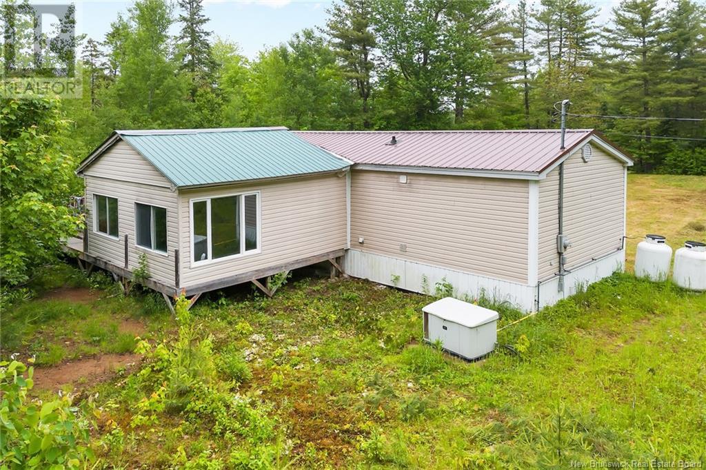 34 Lake Road, South Oromocto Lake, New Brunswick  E5L 2S8 - Photo 31 - NB121508