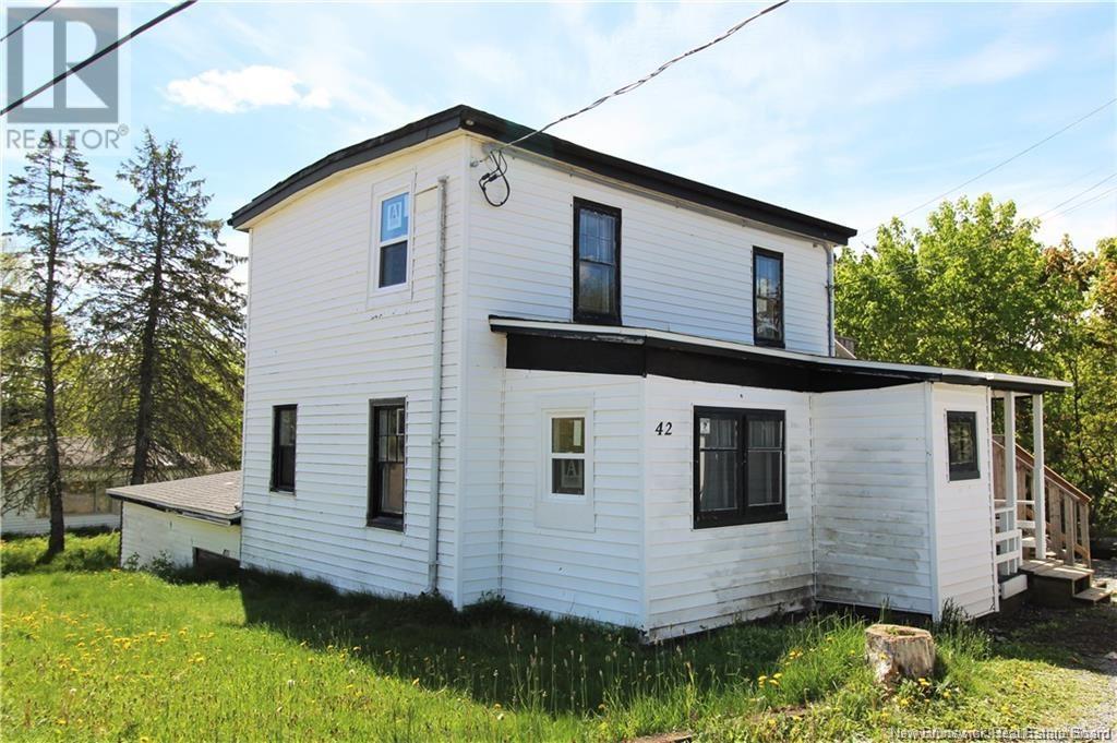 40-42 Jack Street, Saint John, New Brunswick  E2K 3S4 - Photo 2 - NB121473