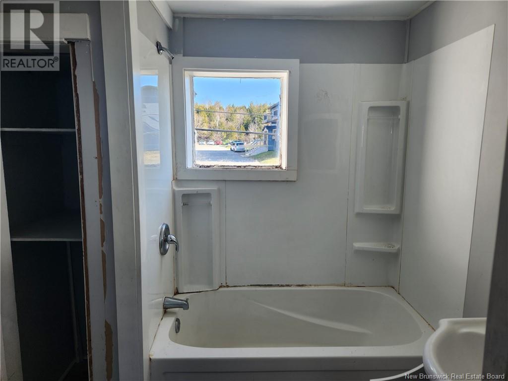 40-42 Jack Street, Saint John, New Brunswick  E2K 3S4 - Photo 5 - NB121473