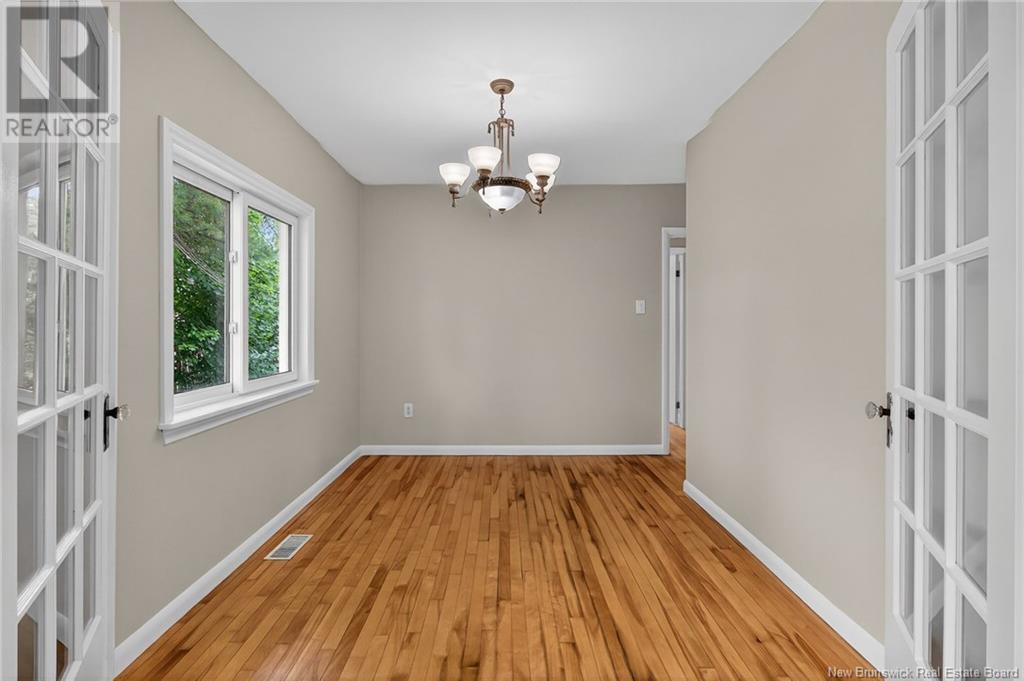 17 Bell Street, Moncton, New Brunswick  E1E 2H7 - Photo 8 - NB121438